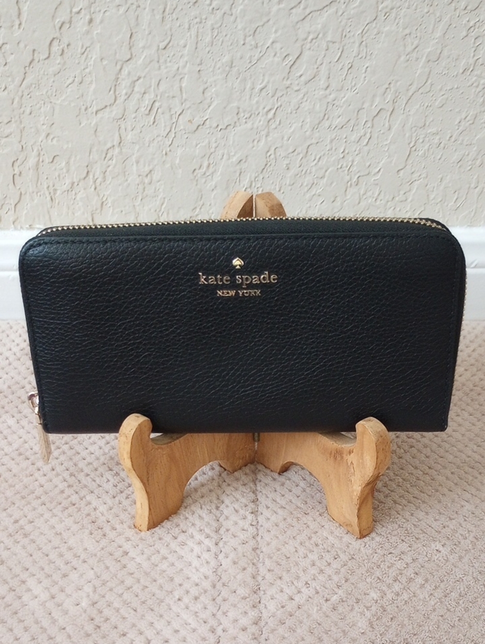 Kate Spade Leila Pebble Leather Continental Zip Around Wallet